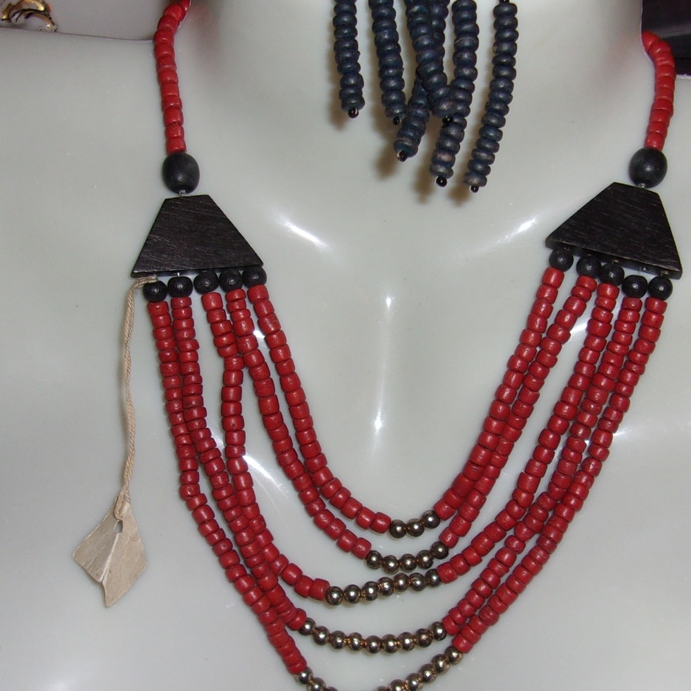 Rust, Silver & Black Beaded Necklace & Earrings Se